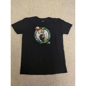 Boston Celtics Fanatics Size Large Black Short Sleeve Tshirt
